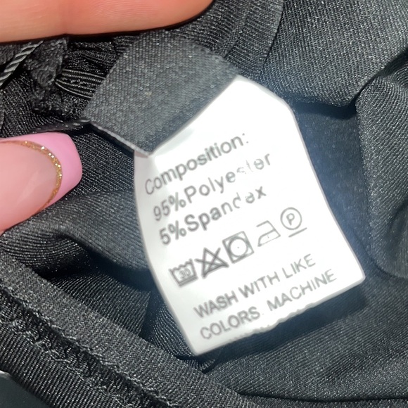 Black Ruched Sleeveless Top - Picture 5 of 7